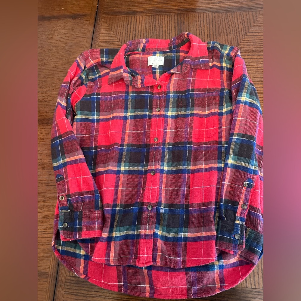 American Eagle women’s button-down plaid shirt boyfriend fit size S